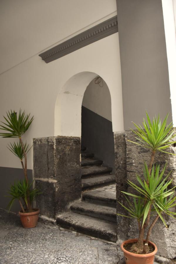 Varriale House Parking Free Small Car Naples Exterior photo